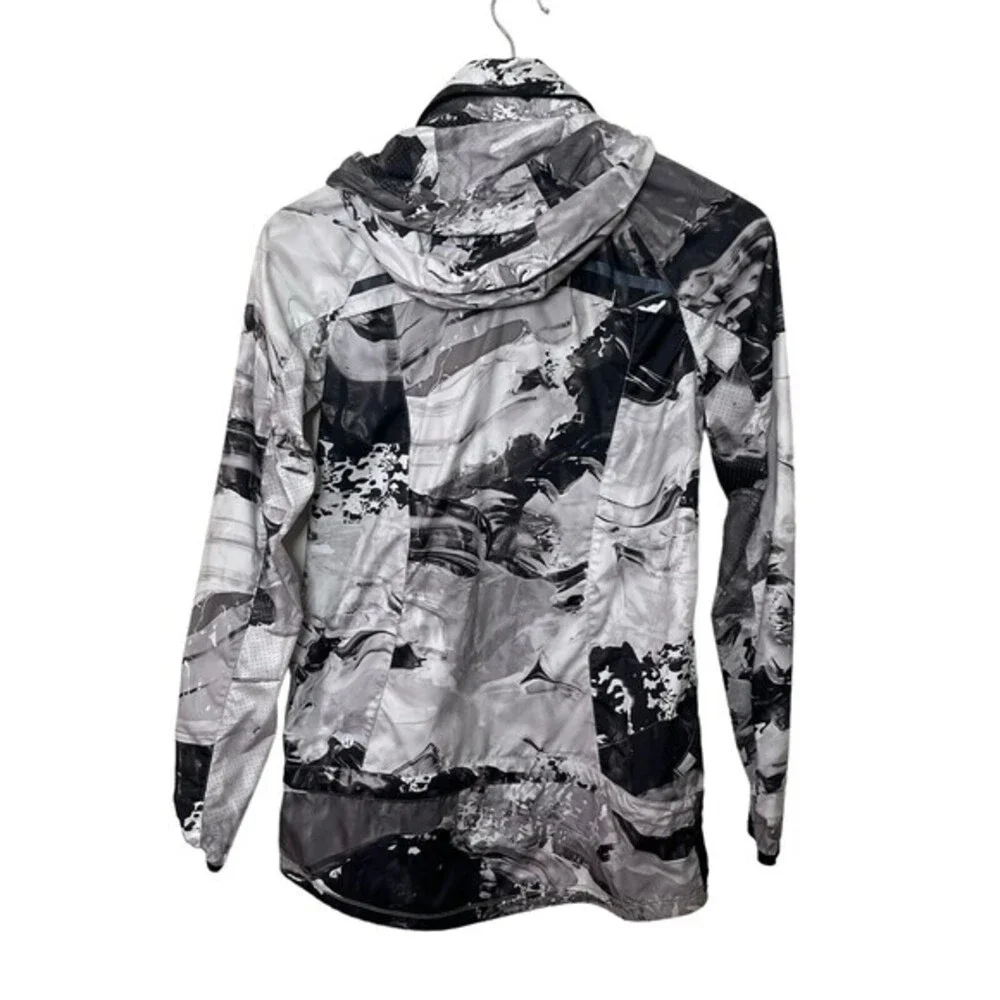Lululemon Miss Misty II Jacket‎ Women's 2 Lightweight Travel Active Layering